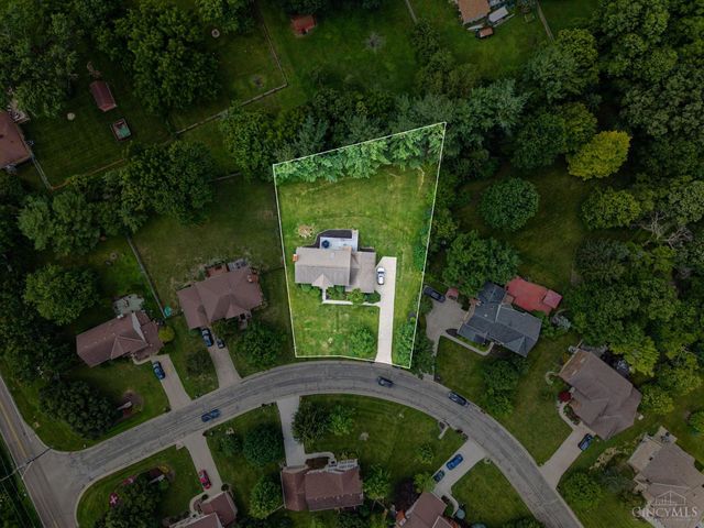 8085 Quail Meadow Lane, West Chester, OH 45069