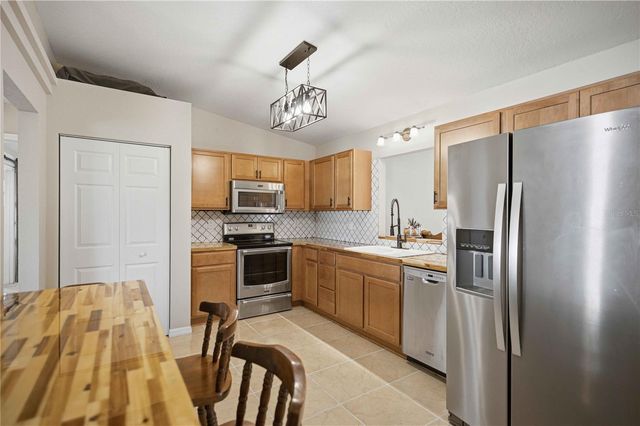 2891 SW 140TH LOOP, Ocala, FL 34473
