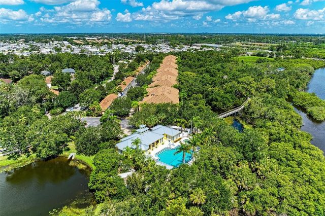 5546 WHITEHEAD STREET, Bradenton, FL 34203