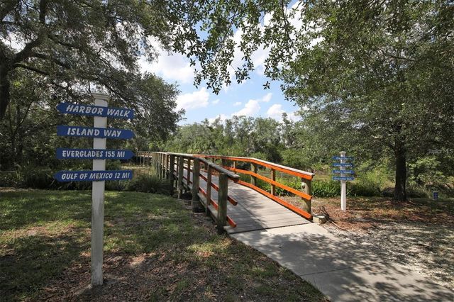 5546 WHITEHEAD STREET, Bradenton, FL 34203