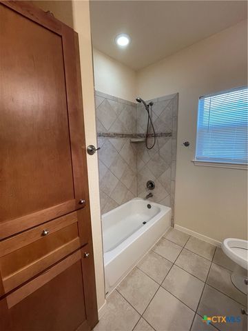 1489 Lavaca, Canyon Lake, TX 78133