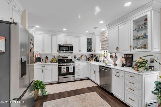 21 Turnberry Place, Jackson, NJ 08527