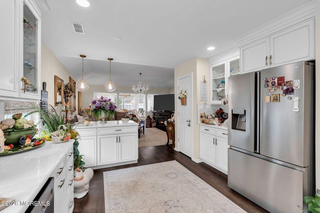 21 Turnberry Place, Jackson, NJ 08527