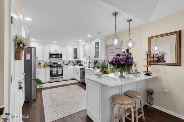 21 Turnberry Place, Jackson, NJ 08527