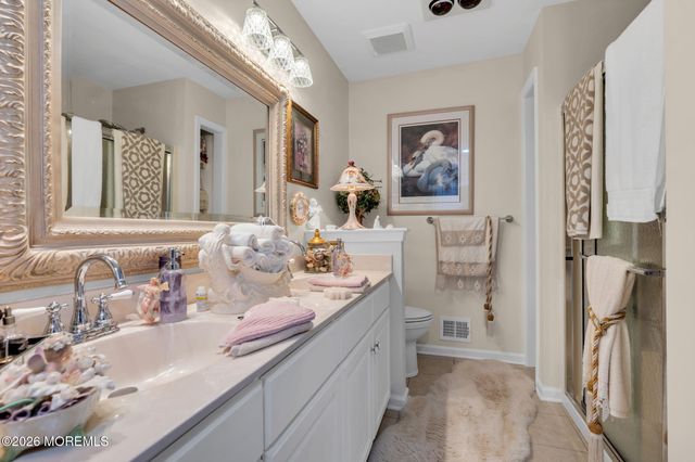 21 Turnberry Place, Jackson, NJ 08527