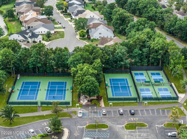 21 Turnberry Place, Jackson, NJ 08527