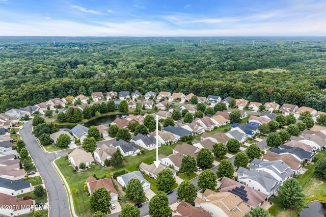 21 Turnberry Place, Jackson, NJ 08527