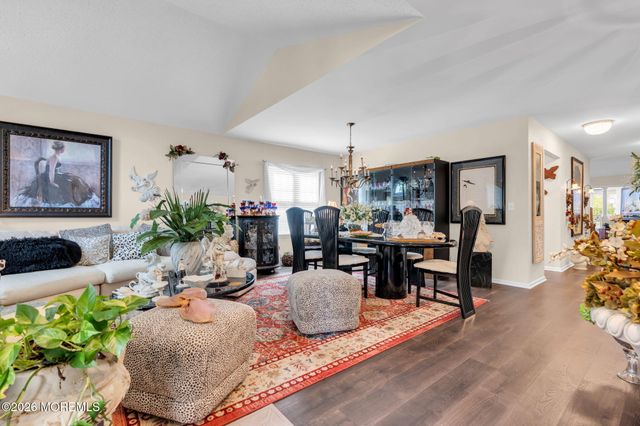 21 Turnberry Place, Jackson, NJ 08527