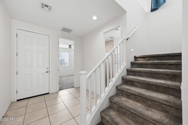 6742 W DISCOVERY Drive, Glendale, AZ 85303