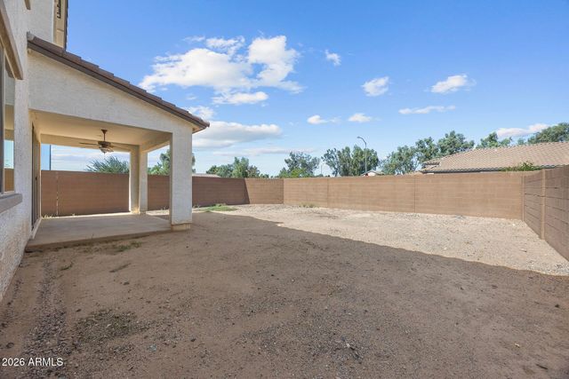 6742 W DISCOVERY Drive, Glendale, AZ 85303