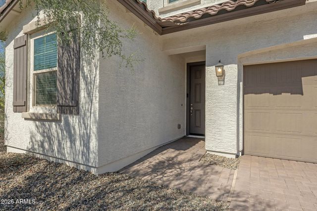 6742 W DISCOVERY Drive, Glendale, AZ 85303