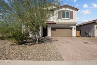 6742 W DISCOVERY Drive, Glendale, AZ 85303