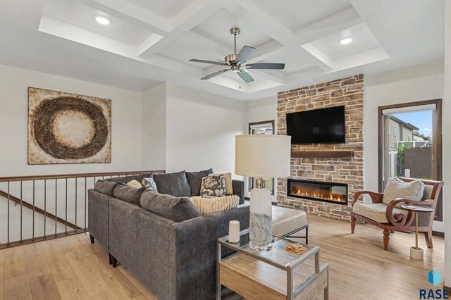 8809 W Rathburn St Street, Sioux Falls, SD 57106