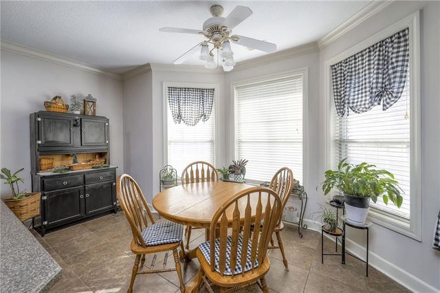 13301 E Harvest Lane, Peculiar, MO 64078