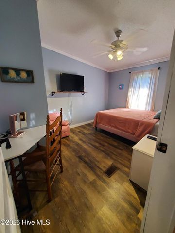 3984 Pocosin Road, Lake Waccamaw, NC 28450