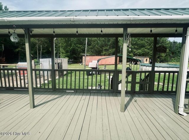 3984 Pocosin Road, Lake Waccamaw, NC 28450