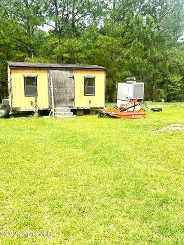 3984 Pocosin Road, Lake Waccamaw, NC 28450