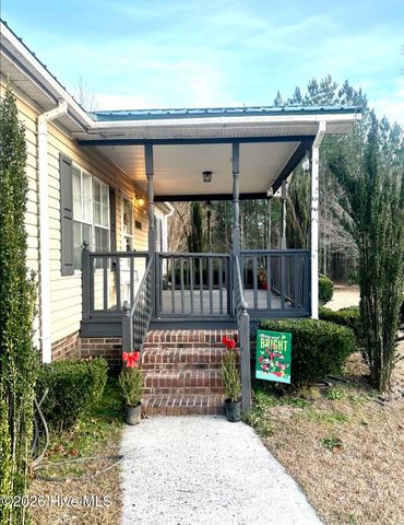 3984 Pocosin Road, Lake Waccamaw, NC 28450