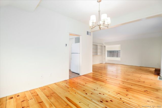 487 Heritage Village B, Southbury, CT 06488