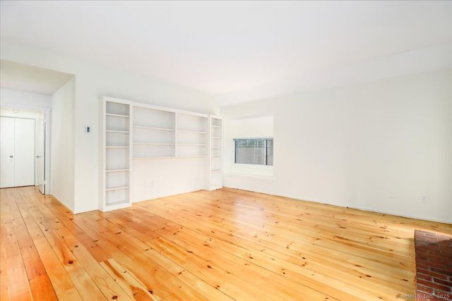 487 Heritage Village B, Southbury, CT 06488