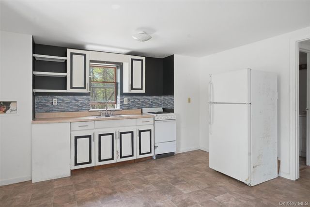 6 Short Road, Wurtsboro, NY 12790