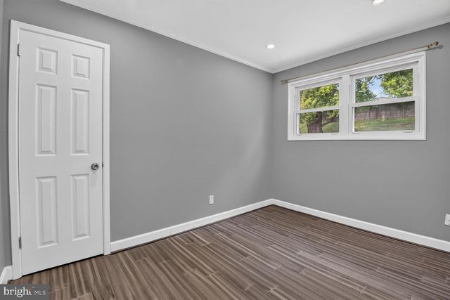 708 1ST ST, Rockville, MD 20851