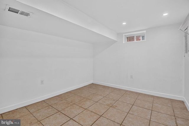 708 1ST ST, Rockville, MD 20851