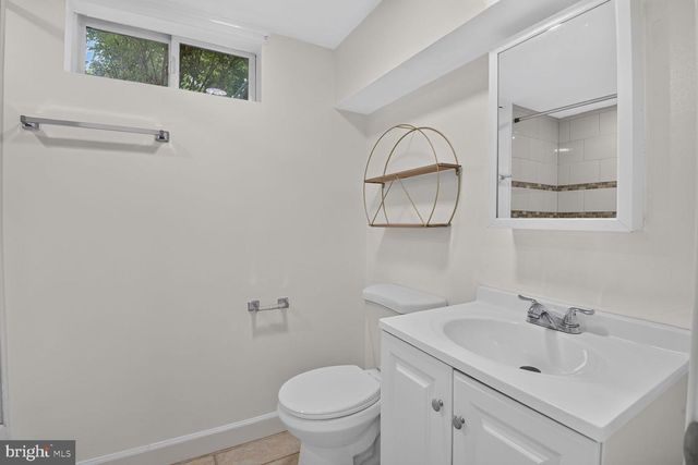 708 1ST ST, Rockville, MD 20851