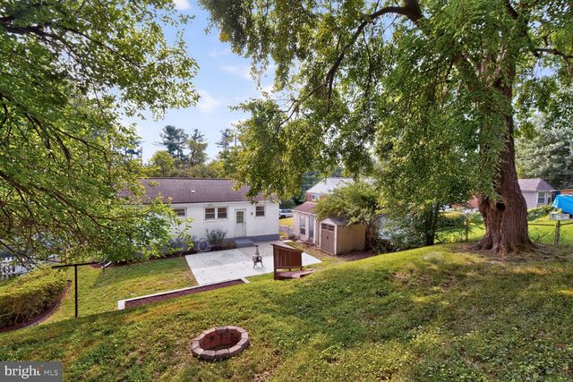 708 1ST ST, Rockville, MD 20851
