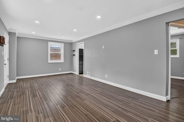 708 1ST ST, Rockville, MD 20851