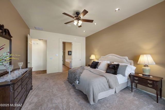 13803 E Sage Hills Drive, Vail, AZ 85641