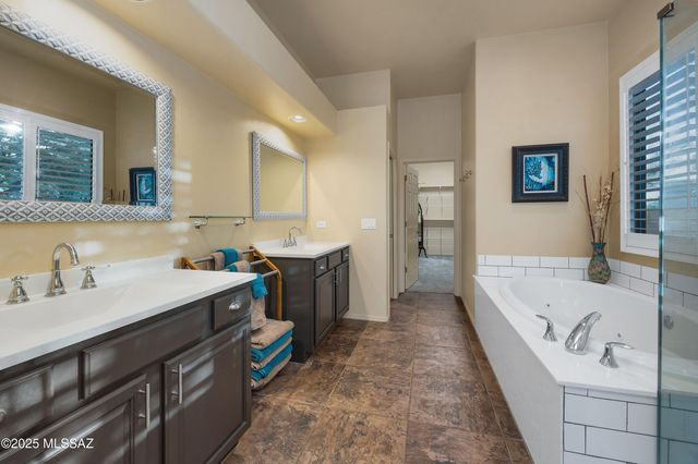 13803 E Sage Hills Drive, Vail, AZ 85641