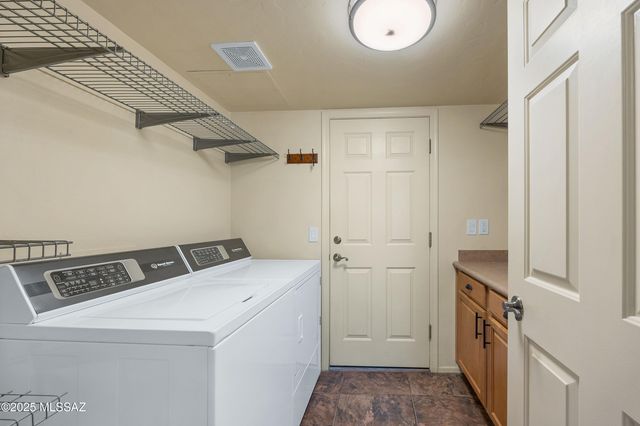 13803 E Sage Hills Drive, Vail, AZ 85641