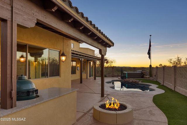 13803 E Sage Hills Drive, Vail, AZ 85641