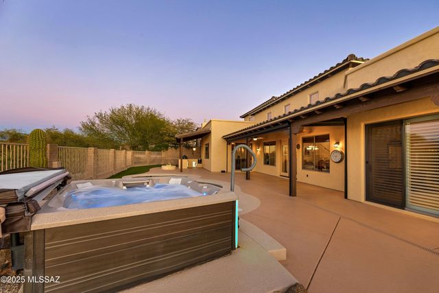 13803 E Sage Hills Drive, Vail, AZ 85641