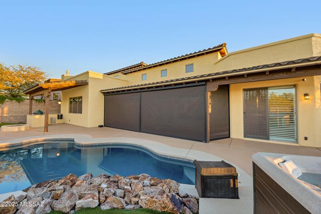 13803 E Sage Hills Drive, Vail, AZ 85641