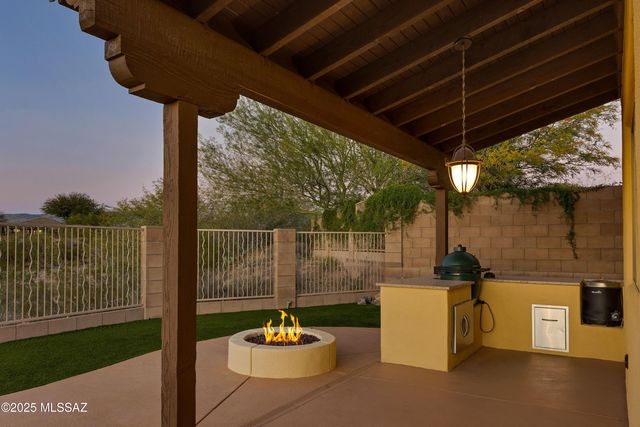 13803 E Sage Hills Drive, Vail, AZ 85641