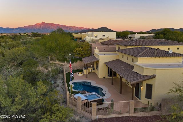 13803 E Sage Hills Drive, Vail, AZ 85641