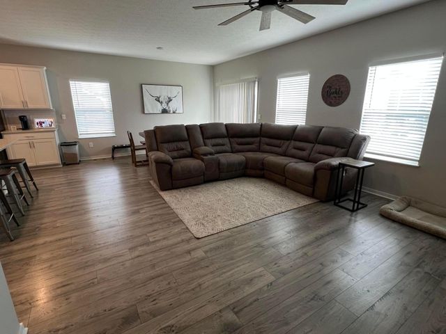 307 Shady Hollow Drive, Commercial Point, OH 43116