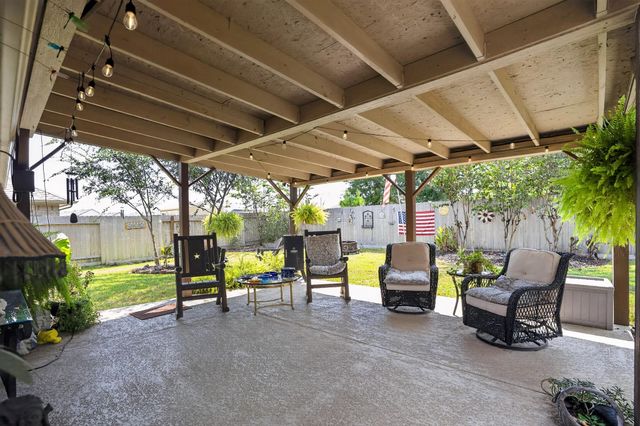 30183 Alpine Aster Lane, Cleveland, TX 77327