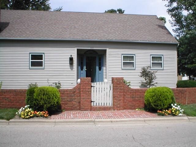 519 E Spruce Street, Marshall City, MI 49068