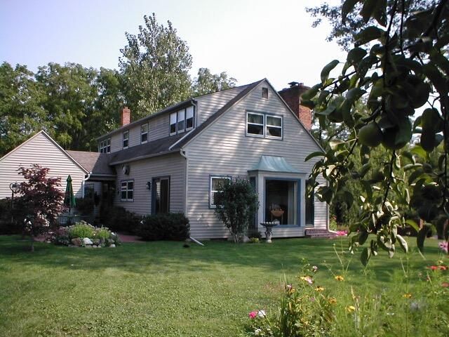 519 E Spruce Street, Marshall City, MI 49068