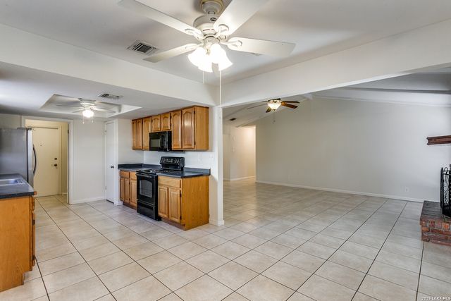 14126 Parkhurst, San Antonio, TX 78232