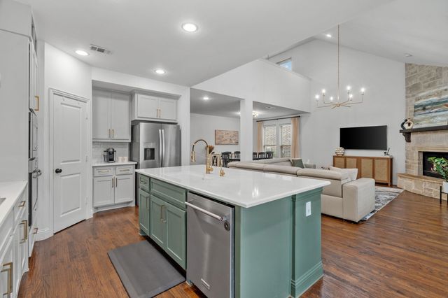 1425 5th Street, Argyle, TX 76226