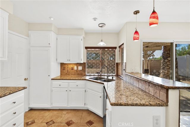 39909 Via Castana, Murrieta, CA 92563