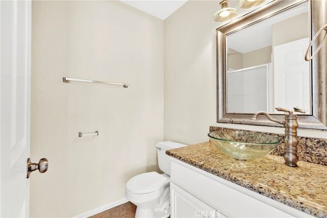 39909 Via Castana, Murrieta, CA 92563