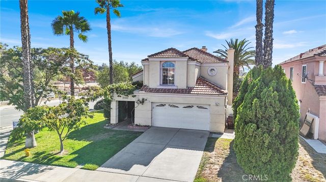 39909 Via Castana, Murrieta, CA 92563