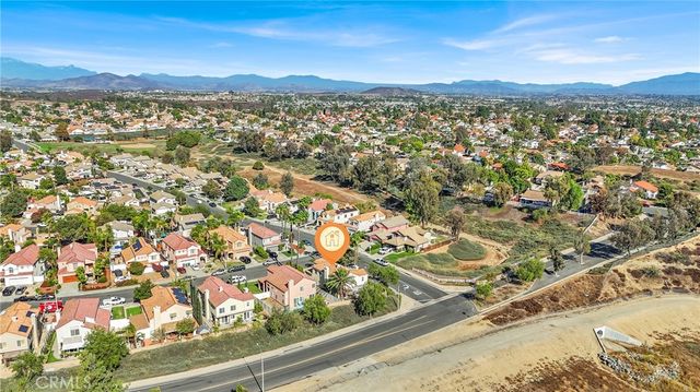 39909 Via Castana, Murrieta, CA 92563
