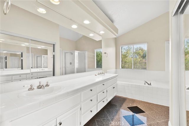 39909 Via Castana, Murrieta, CA 92563