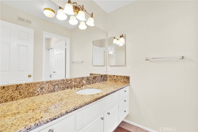 39909 Via Castana, Murrieta, CA 92563